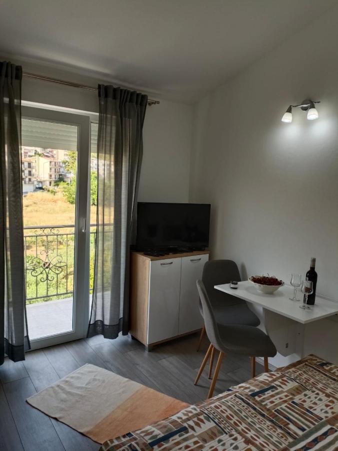 Apartman Freja II Podstrana Esterno foto